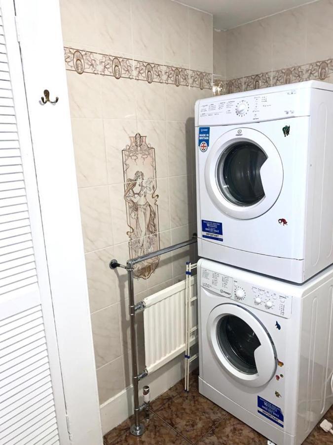 Luks Apartments ロンドン エクステリア 写真